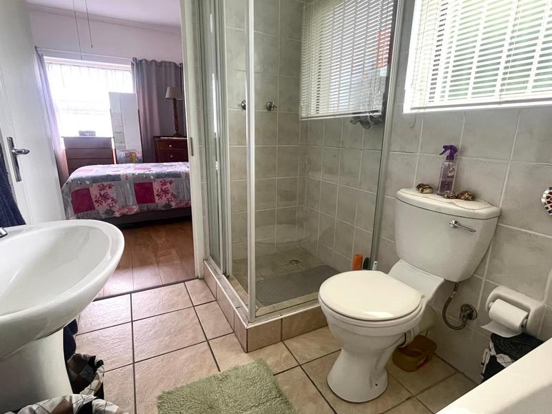 3 Bedroom Property for Sale in Somerset West Western Cape